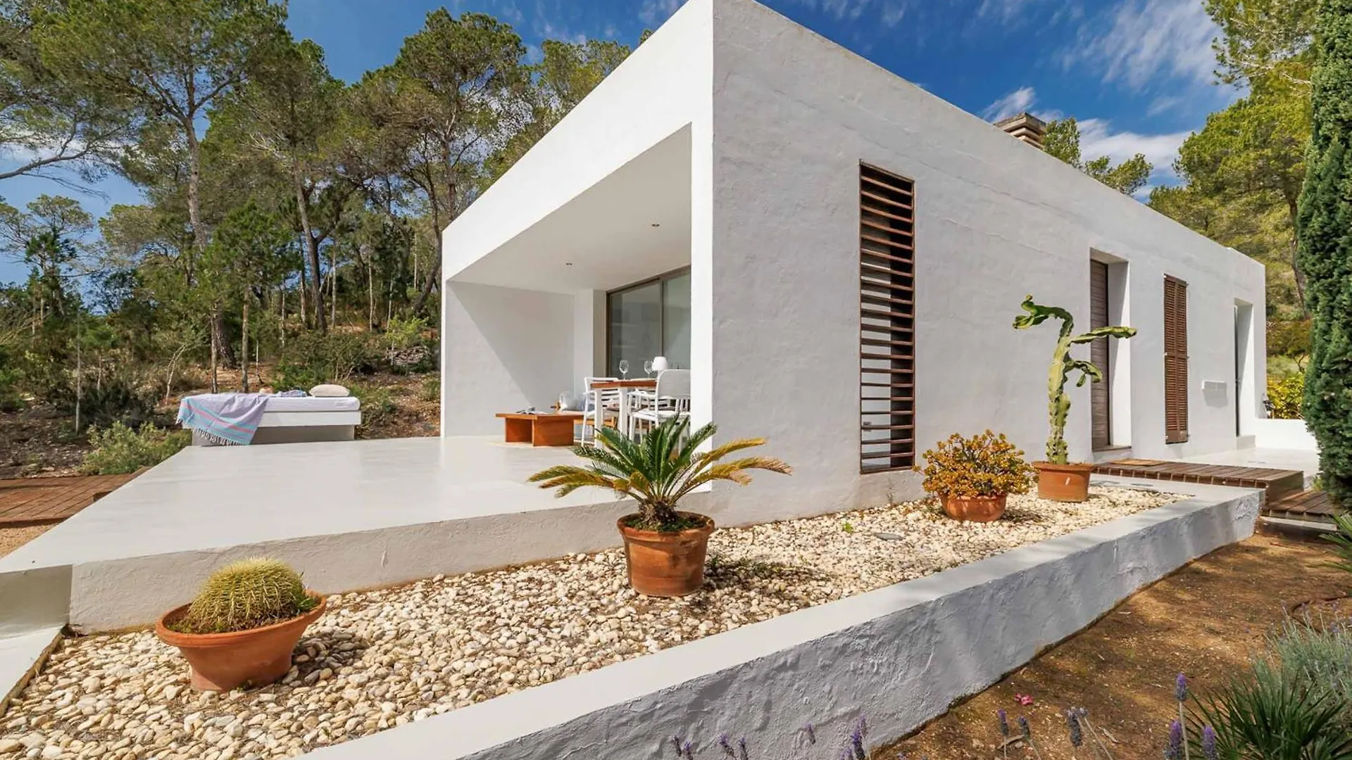 Surf House Villa Sant Josep de sa Talaia Spain