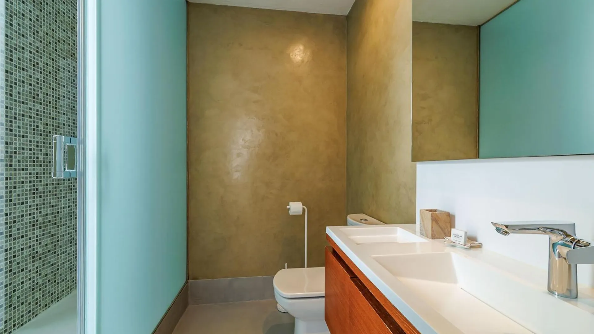 Surf House Villa Sant Josep de sa Talaia 0*,